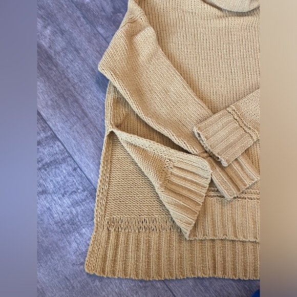 Aerie womens XS oversized chenille knit turtleneck sweater - Picture 2 of 5